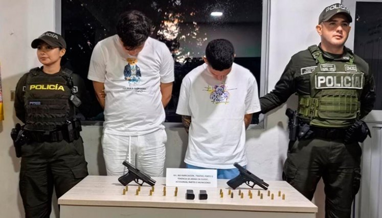 Antonio Aponte y Manuel Ríos fueron enviados a la cárcel por porte ilegal de armas de fuego.