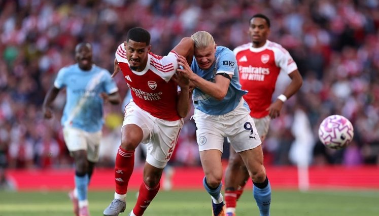 El Arsenal y el Manchester City se citan en un nuevo duelo.