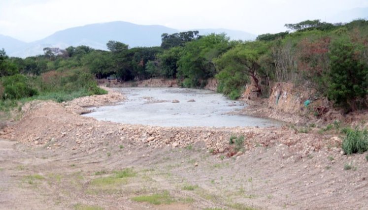 Canalización del río Táchira
