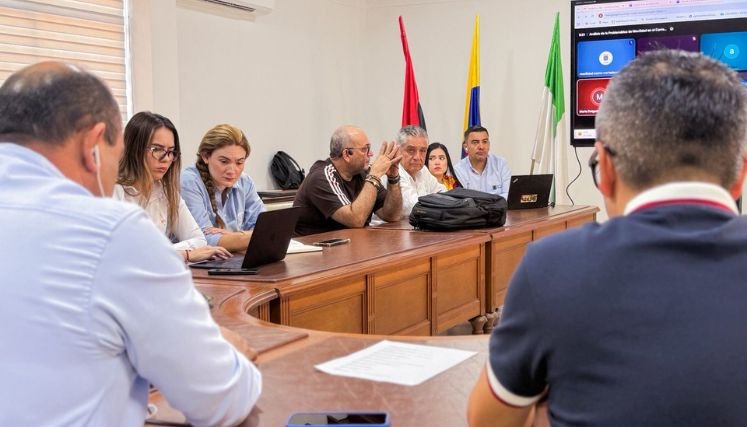 Autoridades, empresarios y transportadores solicitan mayor seguridad sobre el eje vial.