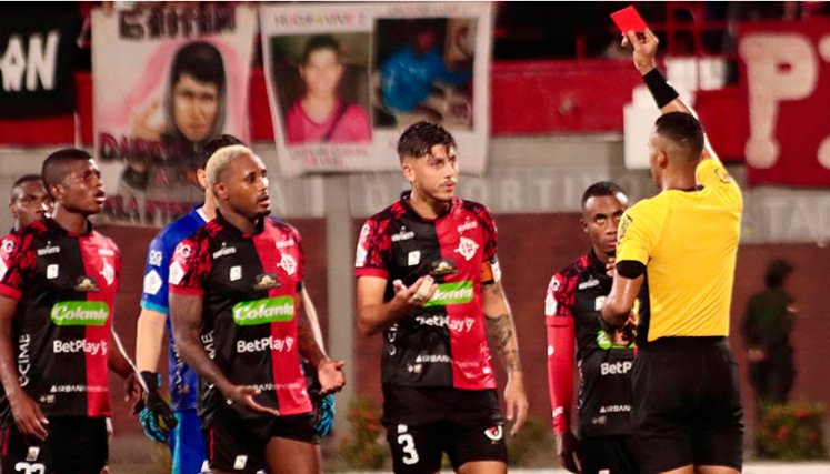 Diego Calcaterra, defensor, Cúcuta Deportivo. 