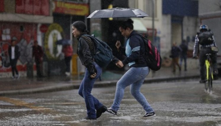El Niño se intensifica y Colombia vive un contraste climático entre fuertes lluvias y riesgo de sequía