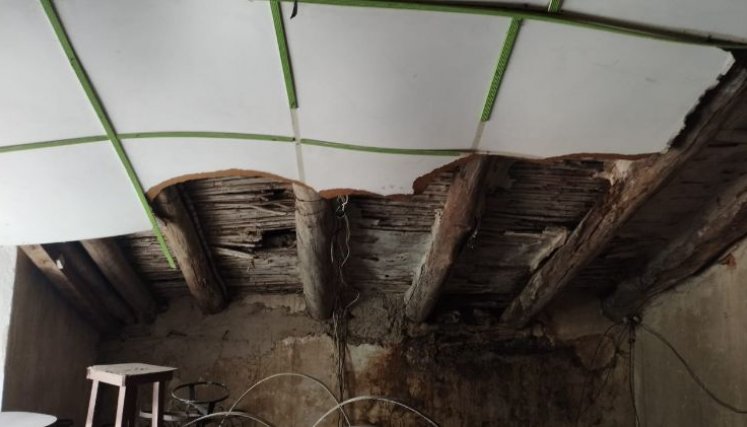 El desprendimiento de escombros de la cubierta del templo se agudizó con el terremoto del pasado lunes/Foto: Cortesía
