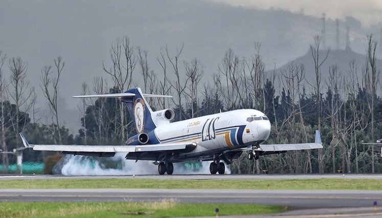 Cuatro aeropuertos siguen cerrados para vuelos comerciales tras el terremoto
