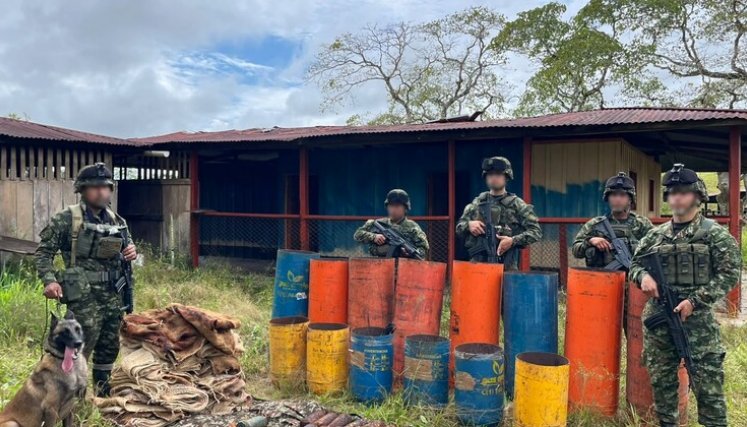 Ejército destruye depósito con explosivos que serían usados en atentados en Meta