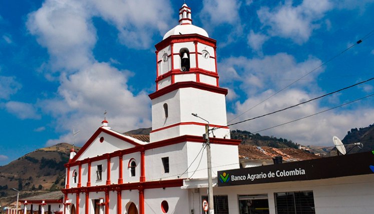 Templo de Silos resultó afectado por el terremoto. / Foto: La Opinión