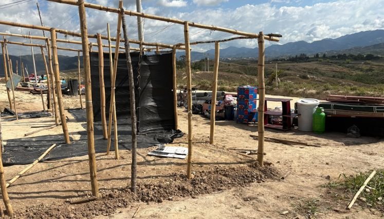 Invasores de un predio en el corregimiento de Aguas Claras fueron desalojados por las autoridades.