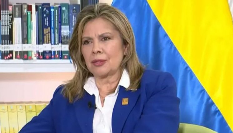LUZ ADRIANA CAMARGO 
