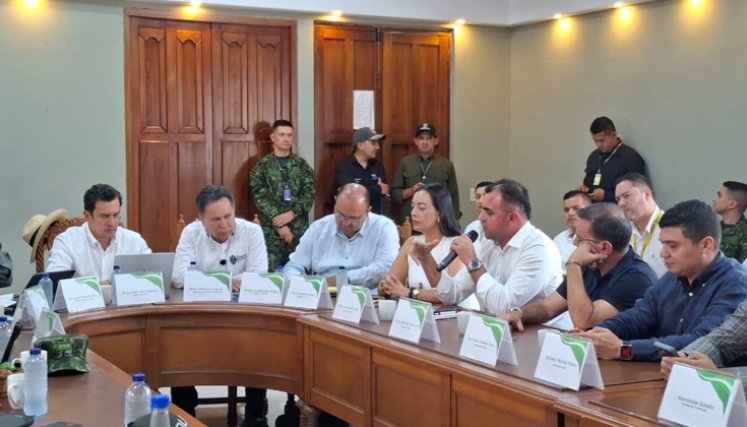 Gobernador junto a los ministros de Defensa y del Interior lideran consejo de seguridad en Ocaña 