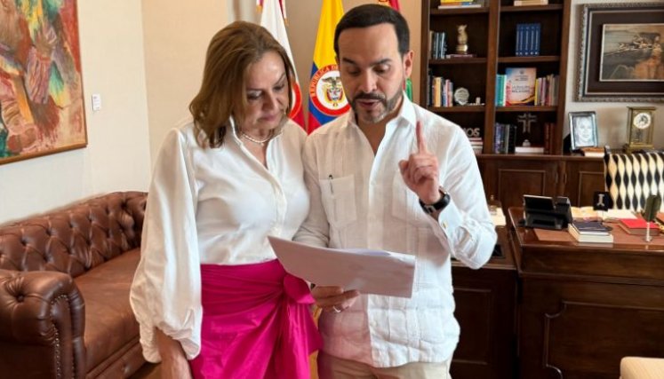 He citado a la señora ministra de Minas y Energía luego de enterarme del aumento del precio de la gasolina.