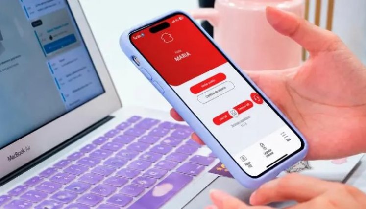 Usuarios reportan fallas de app de Davivienda y dicen que está “en el lugar equivocado”