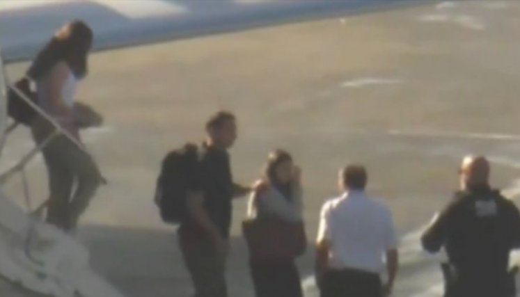 Flávio Bolsonaro llegó a Miami en un jet privado tras salir de Brasil
