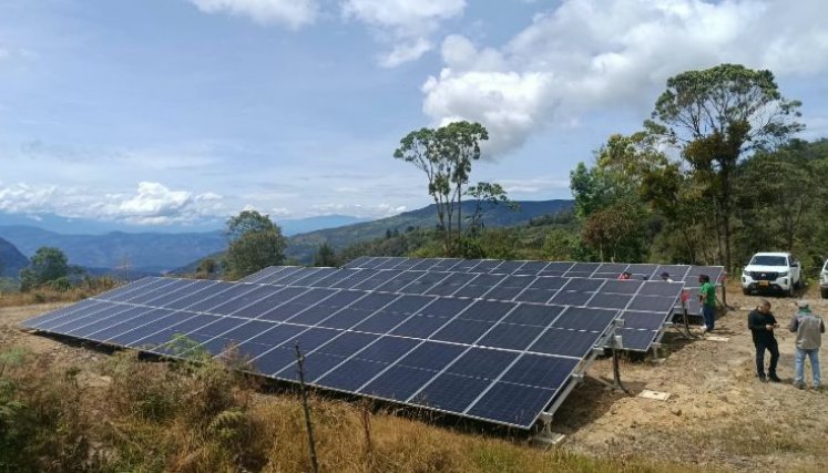 Paneles solares - Ragonvalia.