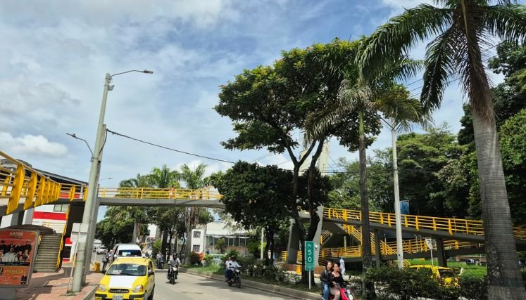 Los puentes peatonales están subutilizados en Ocaña.