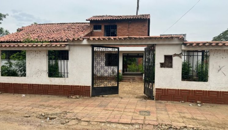 Vivienda abandonada en La Carolina Campestre