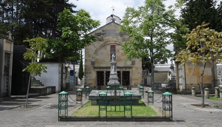 Cancelan 'La noche de las ánimas' en el Cementerio Central de Bogotá