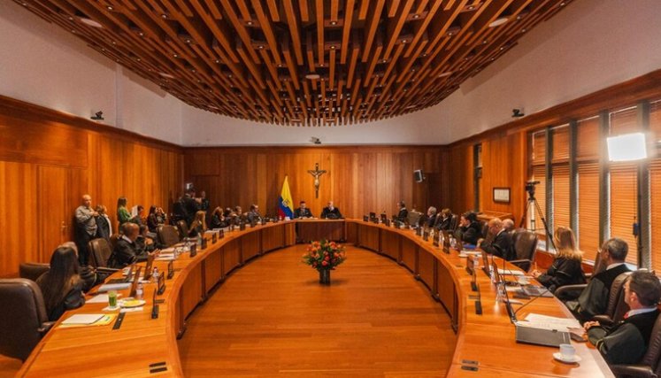 Corte Suprema pone freno al cambio de apellido de una menor tras reconocimiento de paternidad