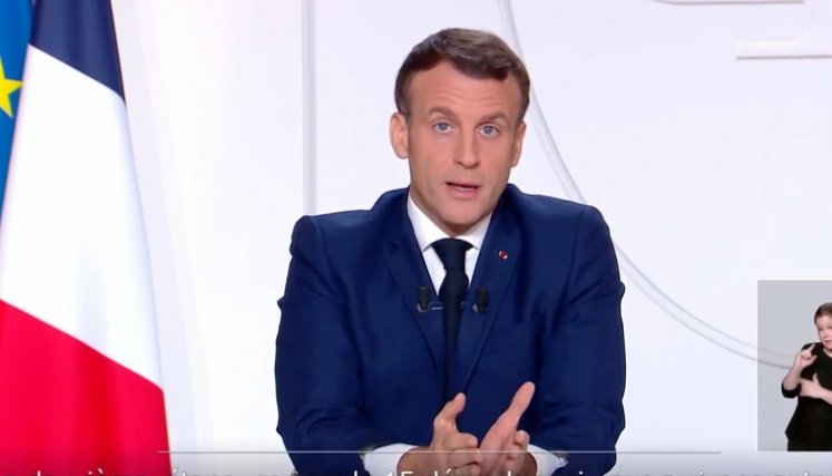 Macron rechaza la dimisión del ministro del Interior tras disturbios en Francia