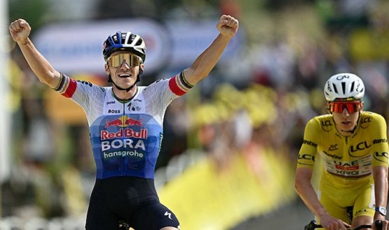 El belga Remco Evenepoel, tras ganar la etapa este domingo, ascendió al segundo lugar de la general de la Grand Boucle.