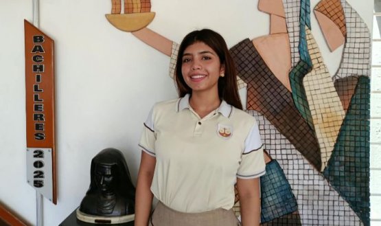 Daniela Carvajal - Carmen Teresiano
