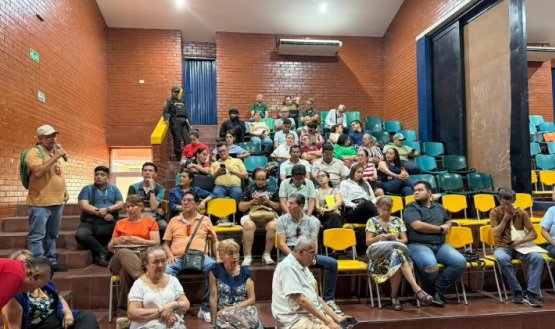El primer encuentro fue con los líderes de las comunas 1, 2 y 5./Foto Cortesía