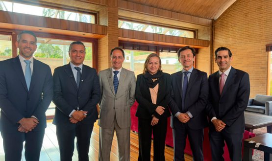 el vicepresidente José Manuel Restrepo anunció una agenda para impulsar la inversión de empresas colombianas en Venezuela. / Foto: cortesía