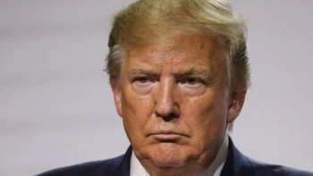 DONALD TRUMP 