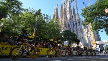 El equipo Visma ganó la contrarreloj por equipos de la primera etapa del Tour de Francia.