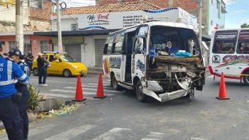 CHOQUE DE BUSETA 