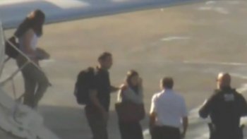Flávio Bolsonaro llegó a Miami en un jet privado tras salir de Brasil