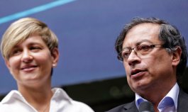 Gustavo Petro y Verónica Alcocer en el 2022. Foto Colprensa