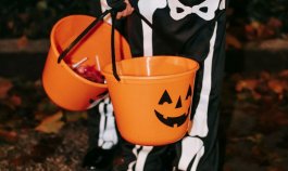 De cada 10 personas, siete compran golosinas para temporada de Halloween