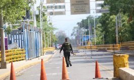 El atentado dinamitero en El Escobal dejó un saldo de 7 heridos, entre esos 4 policías./Foto: Carlos Ramírez/La Opinión