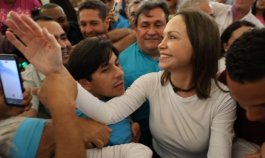 En su arribo a Venezuela, María Corina Machado fue ovacionada por sus seguidores./Foto: Cortesía