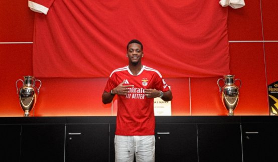 Jhon Jáder Durán. Foto: X @SLBenfica