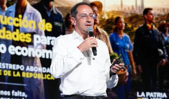 JOSÉ MANUEL RESTREPO 