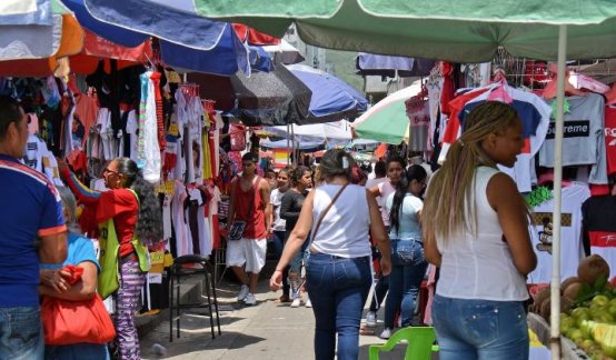 VENDEDORES INFORMALES 