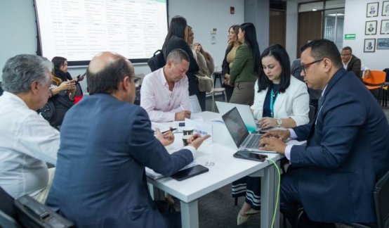 La diligencia de conciliación se llevo a cabo en la sede de Confaoriente./Foto: Cortesía