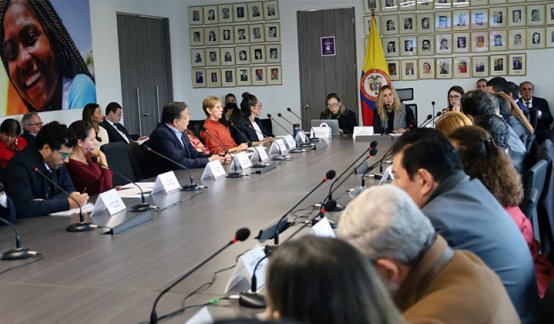 Reunión-sobre-el-salario-01-10-26.