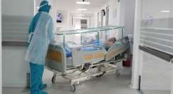 Los pacientes con COVID-19 son cohortizados. 