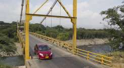 En la construcción del puente Mariano Ospina Pérez, paralelo al actual, se invertirán $19.000 millones más $4.000 millones de la interventoría. / Foto Luis Alfredo Estévez 