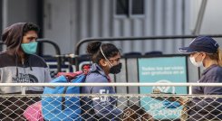Casi dos millones de refugiados y migrantes venezolanos buscan protección en Colombia. Foto ARCHIVO La Opinión
