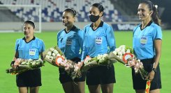 María Daza (árbitra central), Mary Blanco (asistente uno), Nataly Arteaga (como asistente dos) y Vanessa Ceballos (cuarta árbitra), se convierten en la primer terna arbitral conformada por mujeres que dirige un partido masculino del fútbol colombiano.