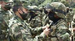 550 soldados regulares recibieron instrucción militar durante tres meses.