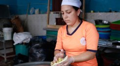 En 2020, la participación de las mujeres en el mercado del trabajo bajó a 46% tras situarse en 52% el año previo. / Foto: Archivo