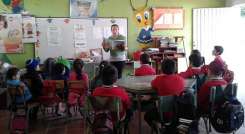 Niños de Chitagá estudiando.