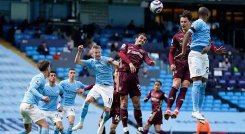 El Leeds United dio la sorrpresa en la Liga Premier este sábado