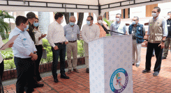 El  ministro de Justicia, Wilson Ruiz,  se reunió con el gobernador de Norte de Santander, Silvano Serrano, y el alcalde de Cúcuta, Jairo Yáñez, dentro de la gira por todas las ciudades del país para revisar la situación carcelaria. / Foto Alfred Estévez / La Opinión