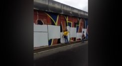 Un grupo de personas tapó el mural de los jóvenes realizado en el puente de San Mateo./Foto: tomada de internet
