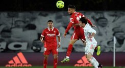 El Sevilla asustó al Real Madrid que solo pudo empatar.